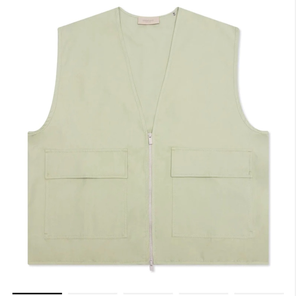 FEAR OF GOD ESSENTIALS WORK VEST - SEAFOAM
FEAR OF GOD ESSENTIALS